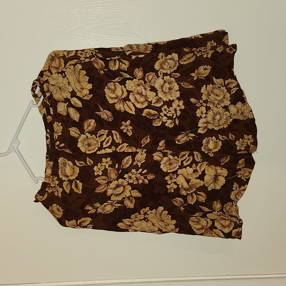 Bice Floral skirt XS 100% rayon vintage